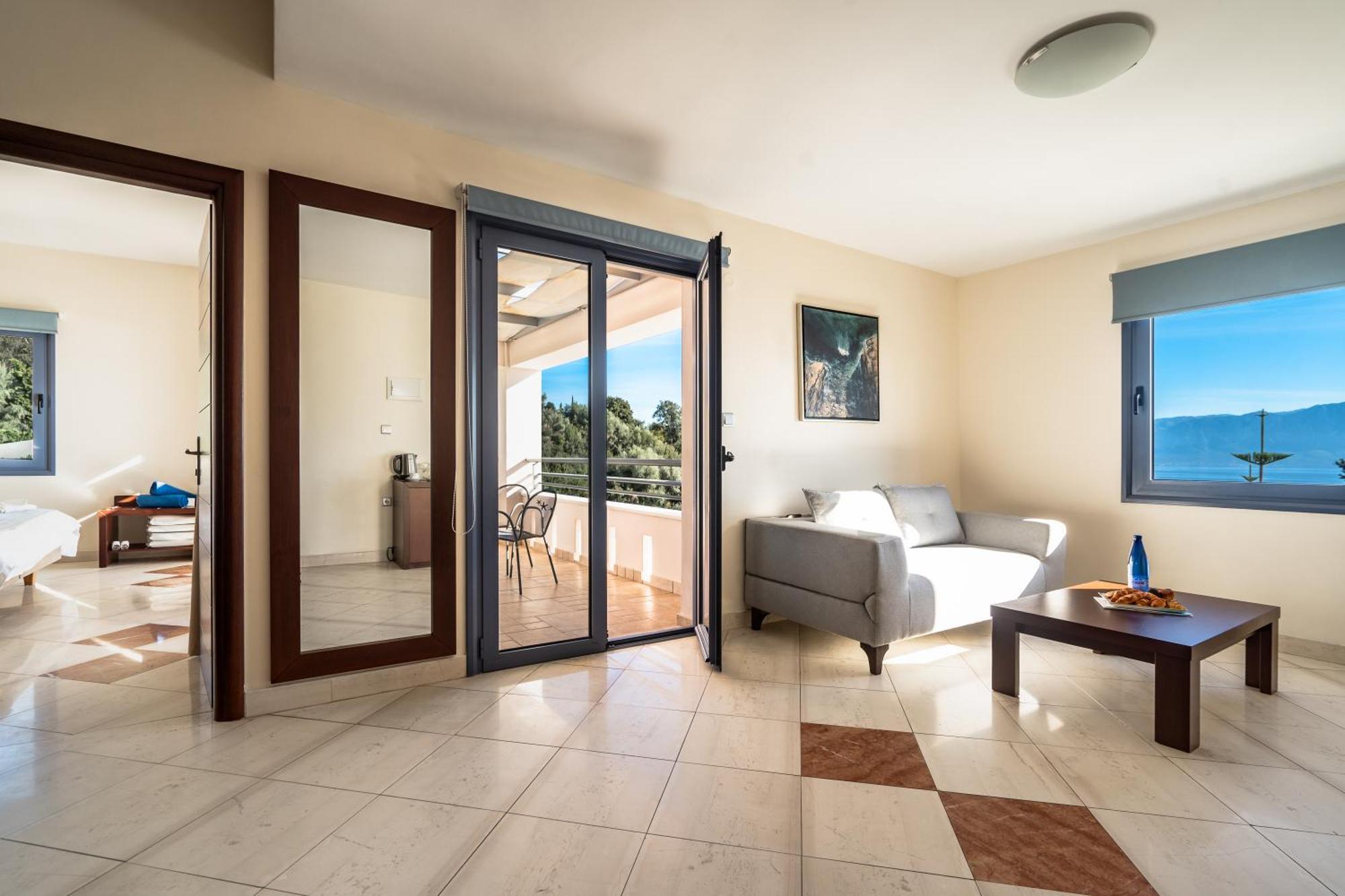 Porto Galini Seaside Resort & Spa Nikiana Ngoại thất bức ảnh Interior of a suite